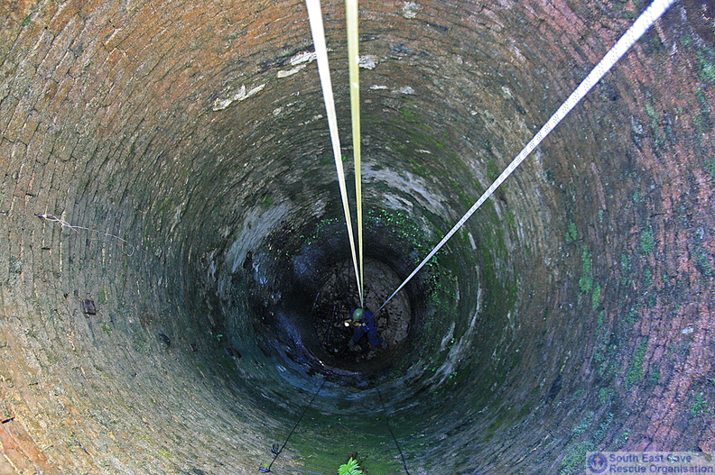 Brockham mine shaft 017